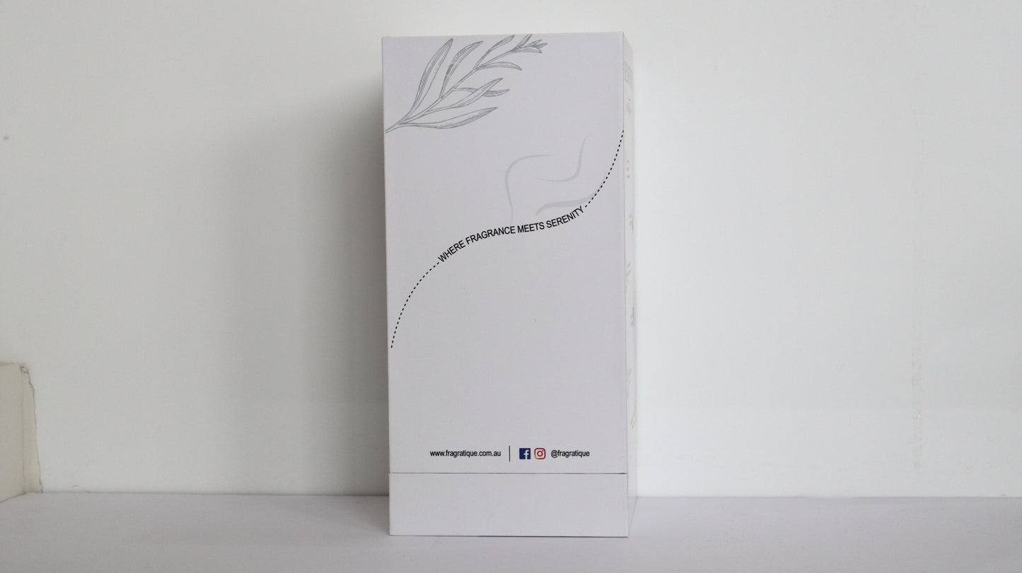 Leather and Sandalwood Reed Diffuser
