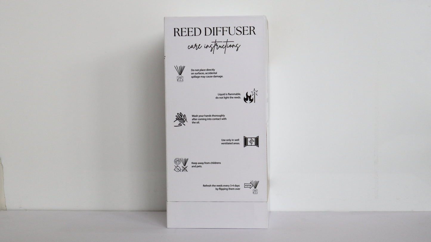 Leather and Sandalwood Reed Diffuser